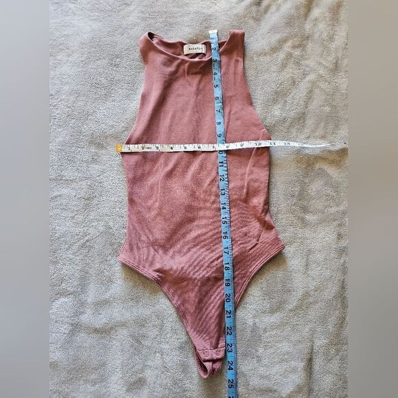Aritzia Babaton High Neck Pink Bodysuit 2XS - Picture 5 of 6